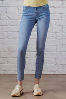 (OPEN PACK) Classic Mid Rise Skinny WEP3540