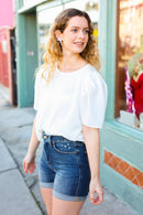 Stand Out White Crinkle Textured Woven Puff Sleeve Top (Open Pack)