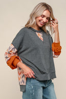Loose Fit Pullover Top W/Reverse Stitches