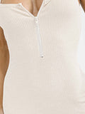 WOMEN'S SLEEVELESS SQUARE NECK ZIP UP RIBBED ROMPER