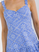 WOMEN'S SLEEVELESS SMOCK EYELET DETAILED MINI DRESS