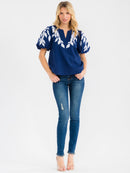 WOMEN'S SHORT PUFF SLEEVE V-NECK EMBROIDERY LEAF BLOUSE