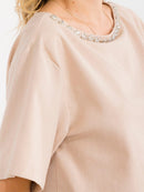 WOMEN'S SHORT SLEEVE STUDS NECK TRIM BACK BUTTON UP LINEN BLOUSE