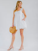 WOMEN'S SLEEVELESS FRONT POCKETS SMOCK TIERED MINI DRESS