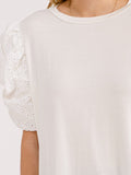 WOMEN'S SHORT PUFF SLEEVES EYELT DETAILED BLOUSE