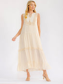 WOMEN'S SLEEVELESS V-NECK TIERED CROCHET SHIMMER MAXI DRESS