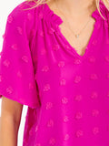 WOMEN'S SHORT SLEEVE V-NECK SWISS DETAILED BLOUSE