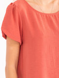 WOMEN'S SHORT DETAILED SLEEVE HIGH-LOW SOLID BLOUSE