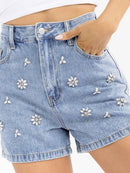 WOMEN'S BUTTON CLOSURE POCKETS DENIM PEARL DETAILED MINI SHORTS