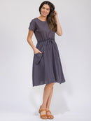WOMEN'S SHORT SLEEVE ELASTIC WAIST FRONT POCKETS CONTRAST MIDI DRESS