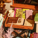 Hands Craft | Corner Bookstore