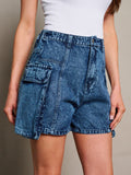 WOMEN'S BUTTON CLOSURE CARGO POCKETS DENIM SHORTS