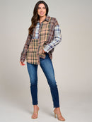 WOMEN'S LONG SLEEVE FRONT POCKET BUTTON UP PLAID SHIRT