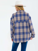 WOMEN'S LONG SLEEVE BUTTON CLOSURE FRONT POCKETS PLAID SHACKET