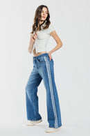 (OPEN PACK) Mid Waist Relaxed Wide with Side Contrast Detail XP7036