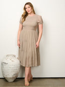 PLUS SIZE SHORT PUFF SLEEVE SMOCK TIERED MIDI DRESS