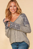 CAMO BANDED TWO TONE HACCI COLOR BLOCK TOP