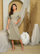 WOMEN'S SHORT SLEEVE POCKETS MIDI DRESS